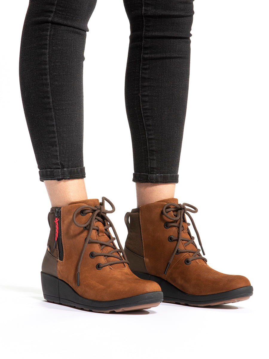 Vista Rugged Lace | BOGS Top Pick